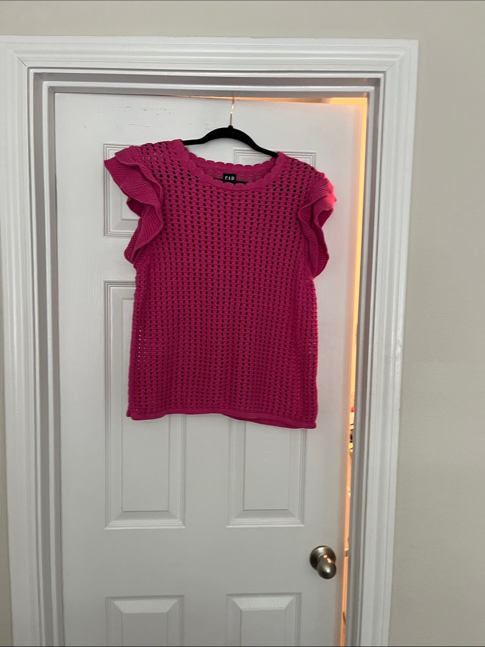 Gap Hot Pink Crochet Ruffle Sleeve Knit Top
